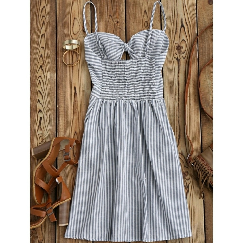🌻Navy Blue Strapped Bow Madi Dress - Picture 3 of 5